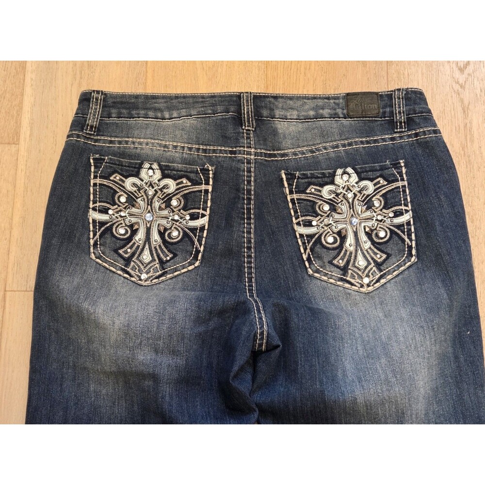 Love X Nation Women's Size 16 Bootcut Jeans Cross Bling Y2K Dark Wash 36x33.5 - Picture 4 of 9